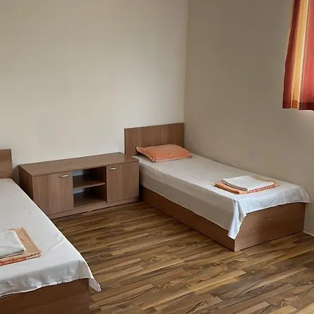 Хотел Hayat Ltd Приморско