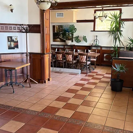 Hayat Ltd Хотел Приморско