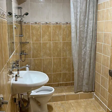 Hayat Ltd Хотел