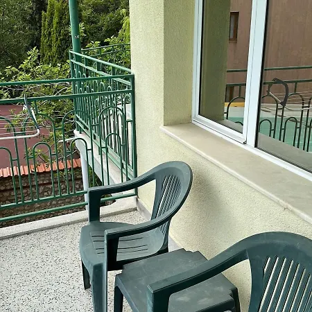 Hayat Ltd * Приморско